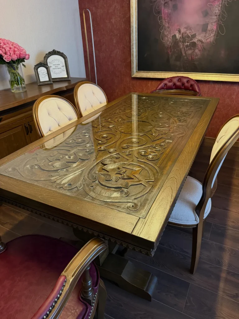 Oymalı yemek masasına cam tabla — Optima Cam Ayna, Ankara